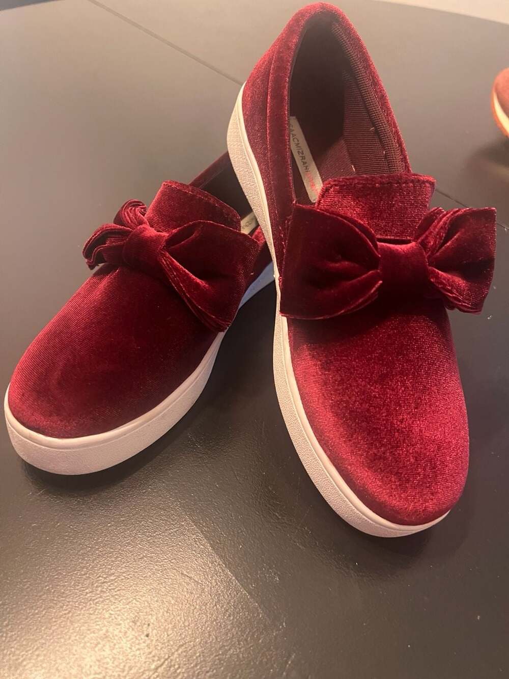 Isaac Mizrahi Live Imtoocute Velvet Slip-On Sneakers with Bow Burgundy Size 8M